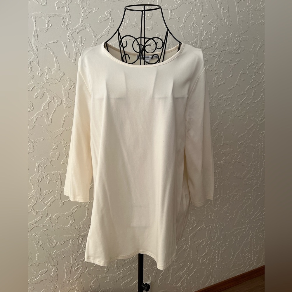 NWT The Main Street Exchange Pull Over Top